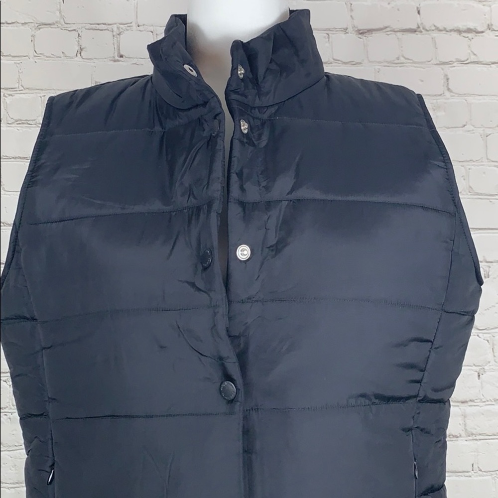 DAISY Fuentes Button Up Puffer Vest Size Medium - Picture 7 of 9